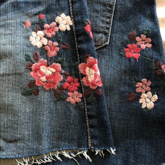 Denim skirt - Picture 2 of 4